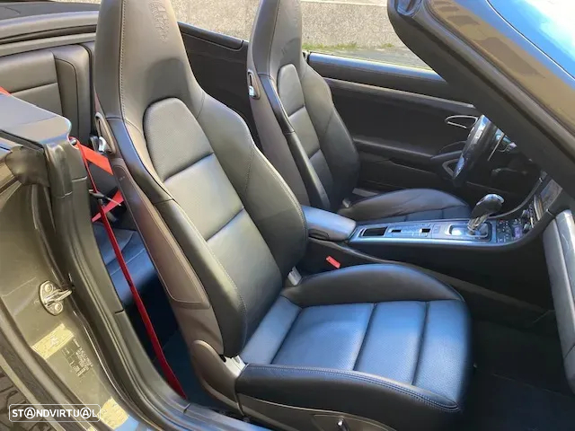 Porsche 911 (991) Carrera 4 Cabriolet PDK - 24