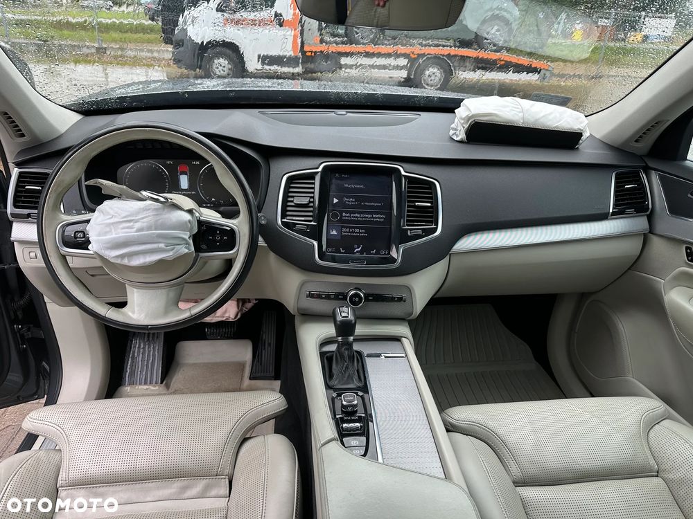 Volvo XC 90 - 15