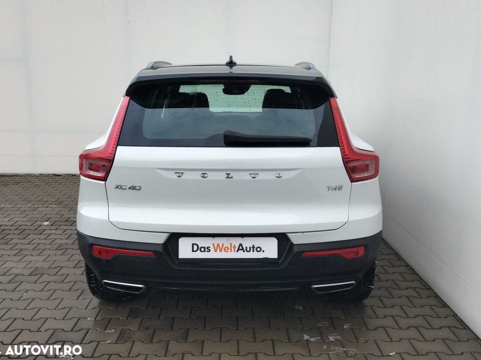 Volvo XC 40 - 3