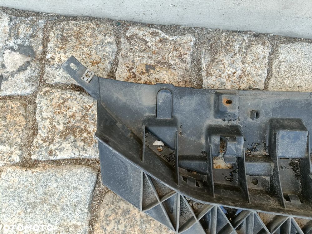 Dokładka dolna zderzaka Skoda Octavia 3 FL III lift Płyta Podłoga 5E0807611D - 2