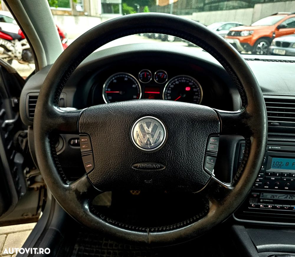 Volkswagen Passat 1.9 TDI - 29