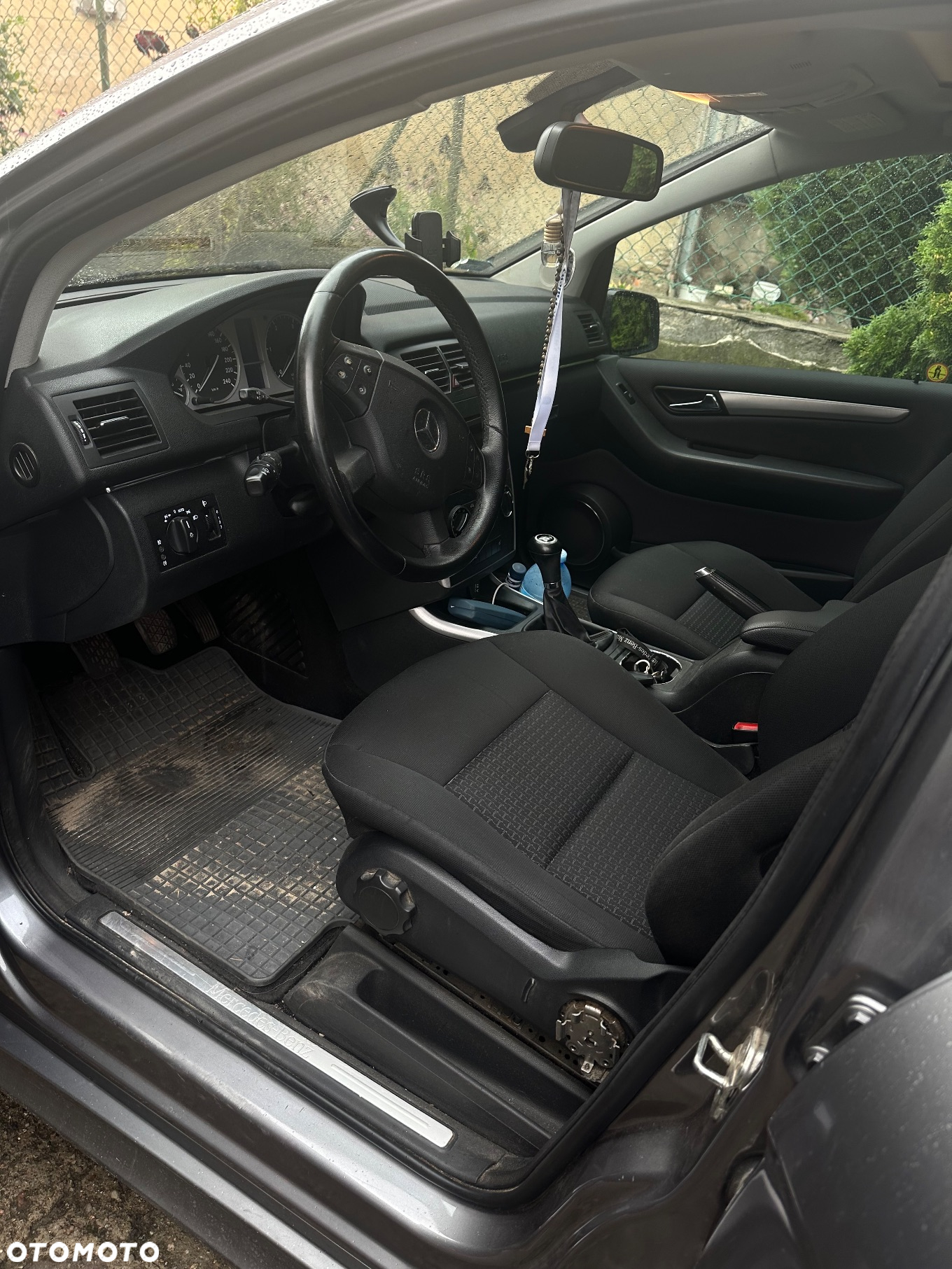 Mercedes-Benz Klasa B 200 CDI - 19