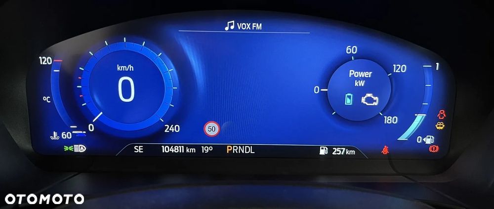 Ford Kuga 2.5P PHEV FWD ST-Line X - 12