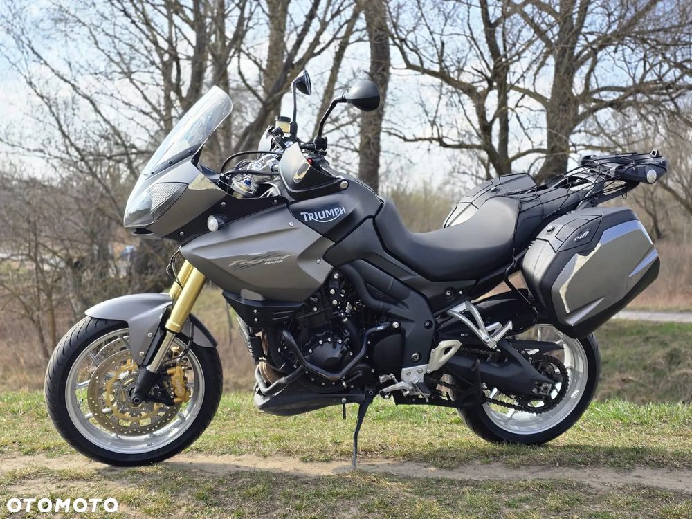 Triumph Tiger - 2