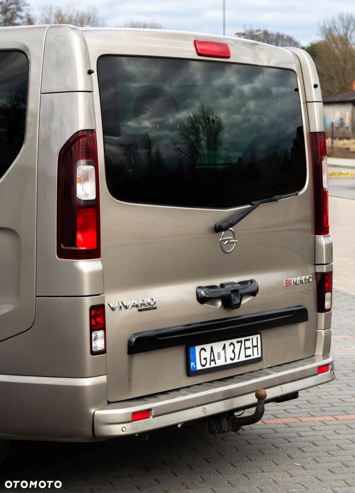 Opel Vivaro L2H1 2,9t Elegance Business - 9