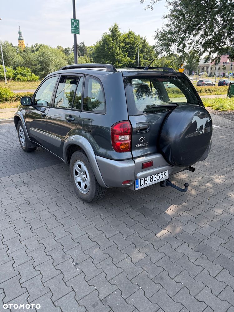 Toyota RAV4 2.0 D-4D 4x4 - 6