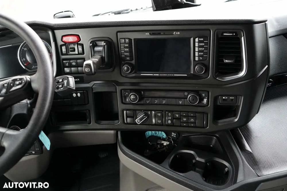 Scania R 450 / RETARDER / NAVI - 29