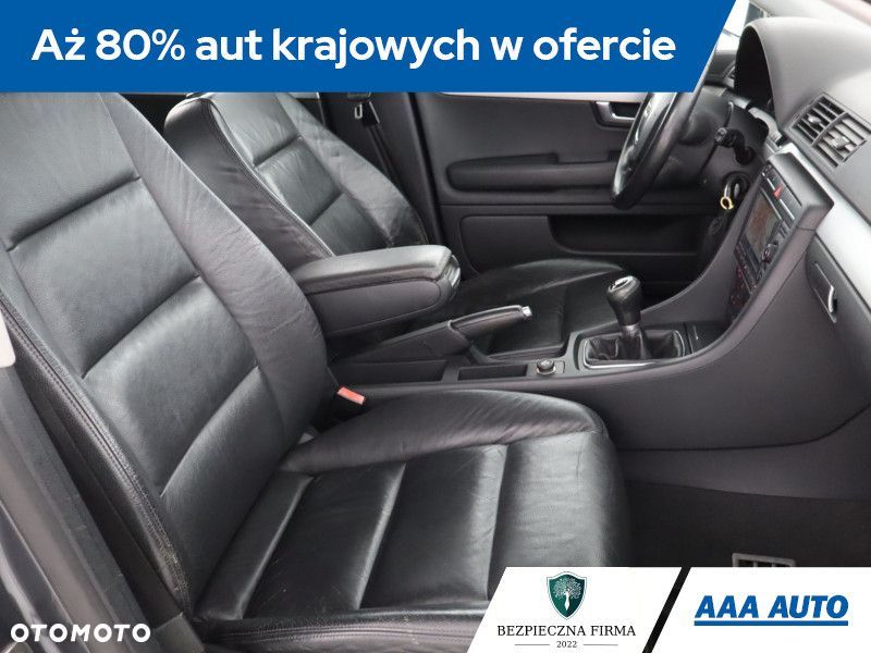 Audi A4 Avant - 11