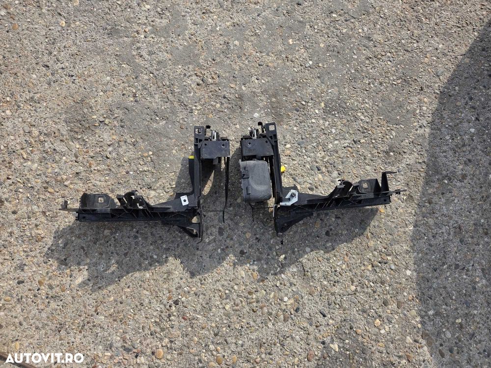 Suport far stanga dreapta complet cu broasca incuietoare BMW seria 5 F10 F11 cod 7200793 7200794 - 1