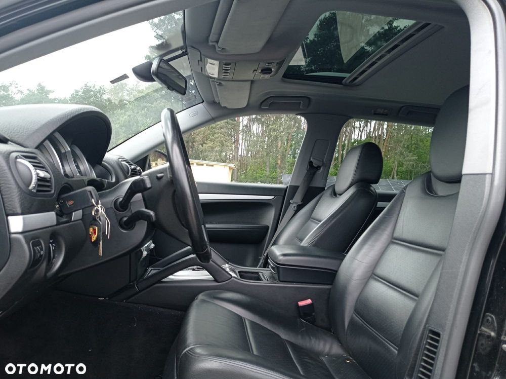 Porsche Cayenne - 11