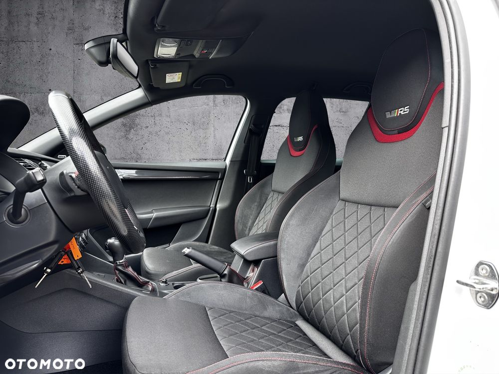 Skoda Octavia 2.0 TSI RS 230 DSG - 20
