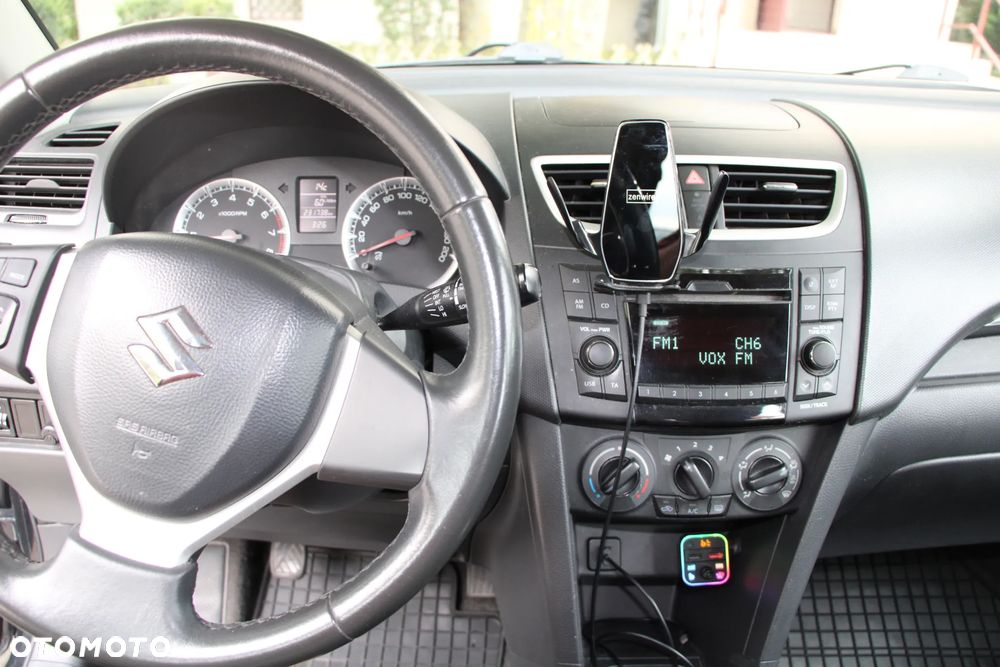 Suzuki Swift 1.2 Club - 8