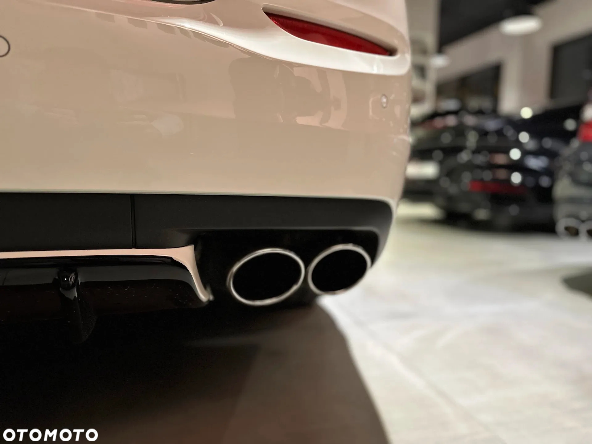 Maserati Quattroporte - 13