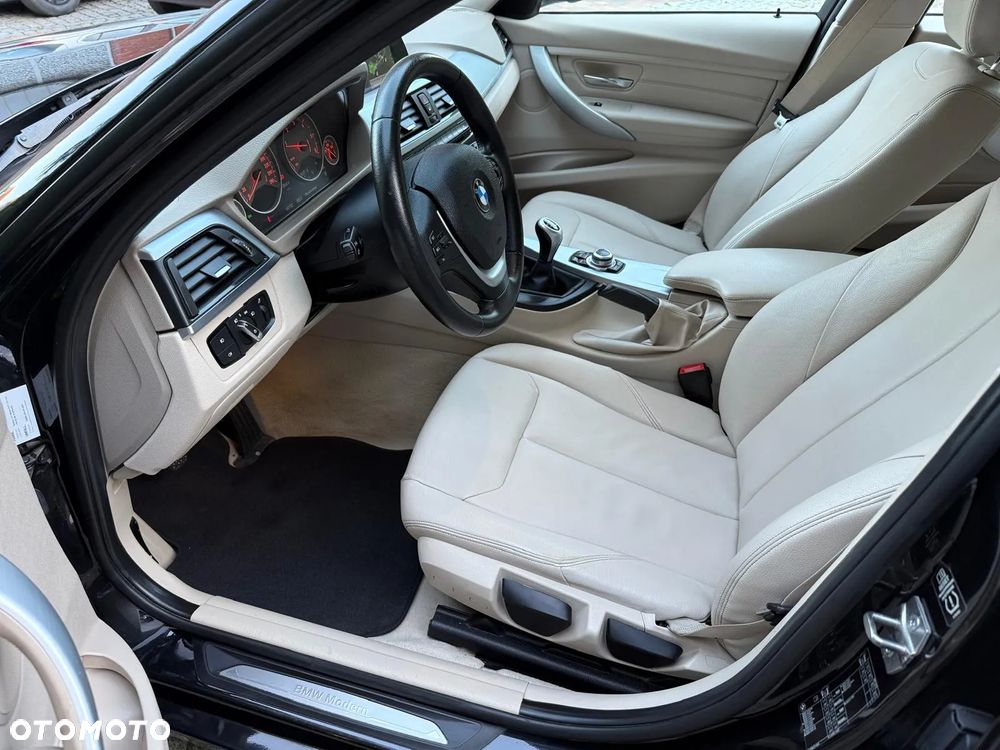 BMW Seria 3 318d Modern Line - 9