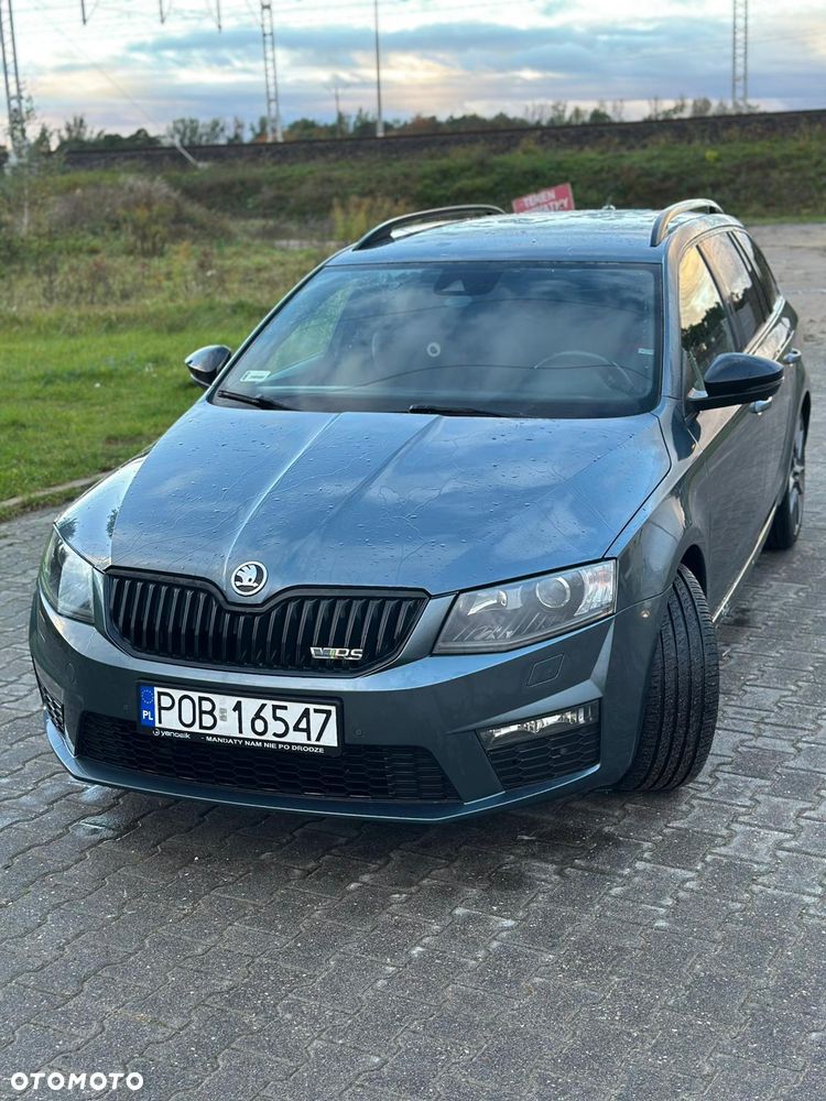 Skoda Octavia 2.0 TDI RS DSG - 1