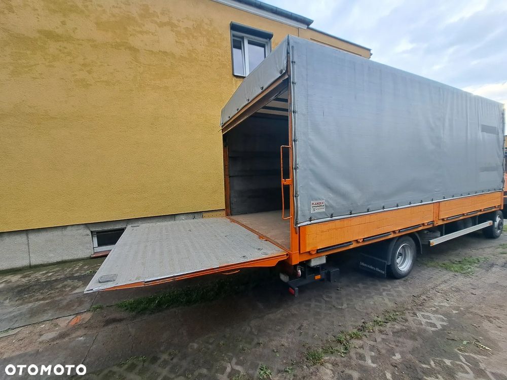 Mercedes-Benz 814D - 21