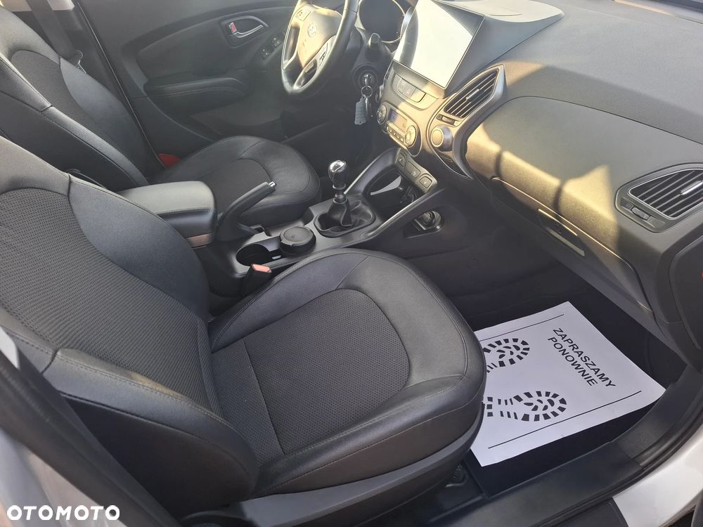 Hyundai ix35 blue 1.6 2WD Finale Silver - 21