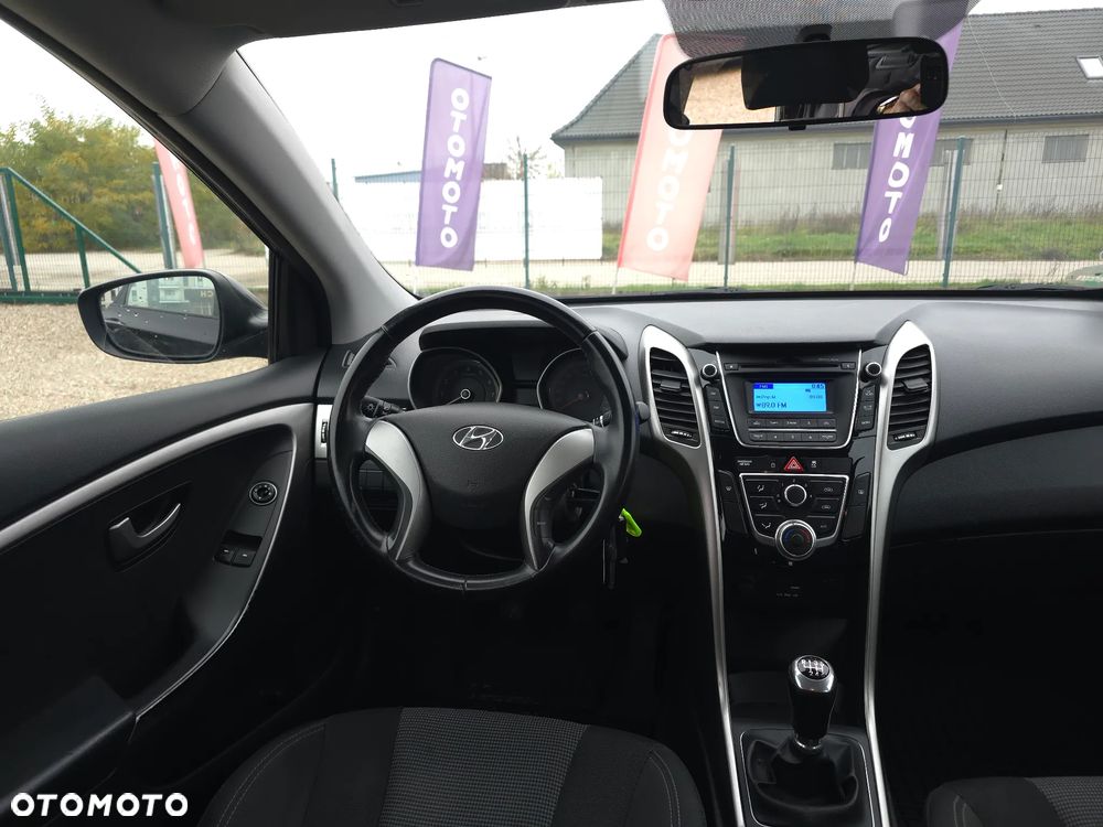 Hyundai i30 blue 1.4 Classic - 30