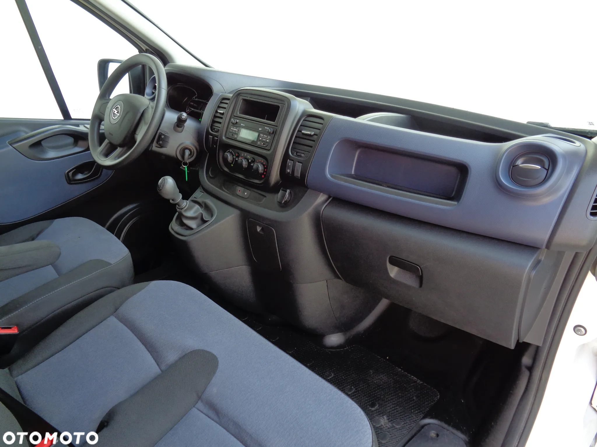 Opel Vivaro - 13