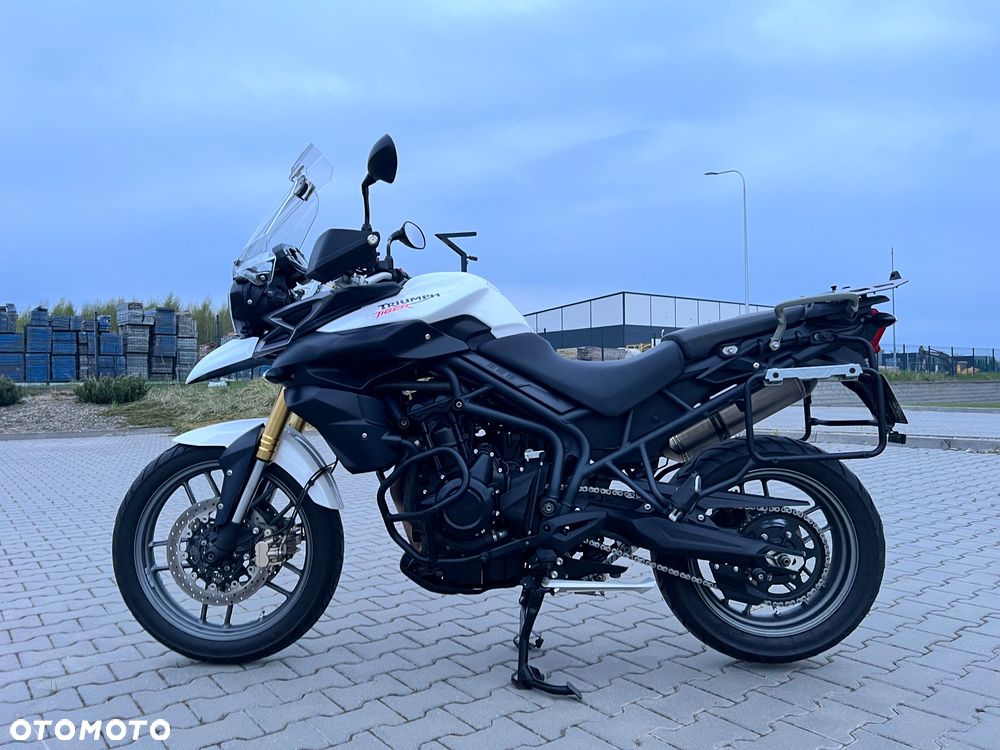 Triumph Tiger - 2