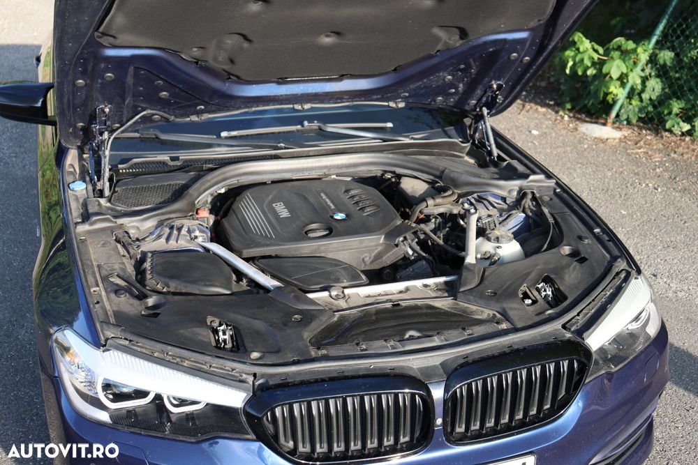 BMW Seria 5 520d xDrive AT - 39