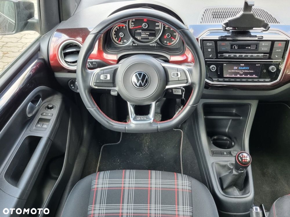 Volkswagen up! 1.0 TSI GTI - 15