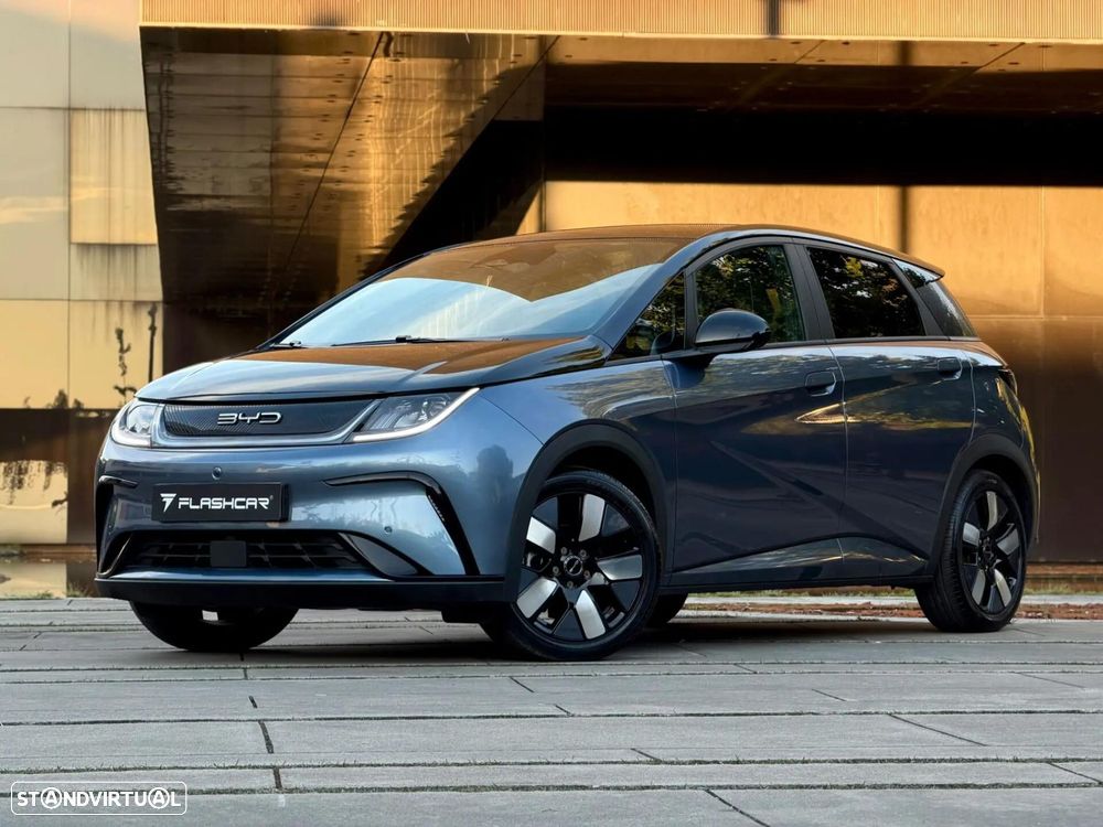 BYD Dolphin 60.4 kWh Design - 26