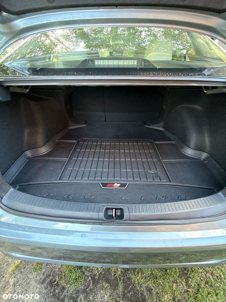 Toyota Corolla 1.6 Comfort - 13