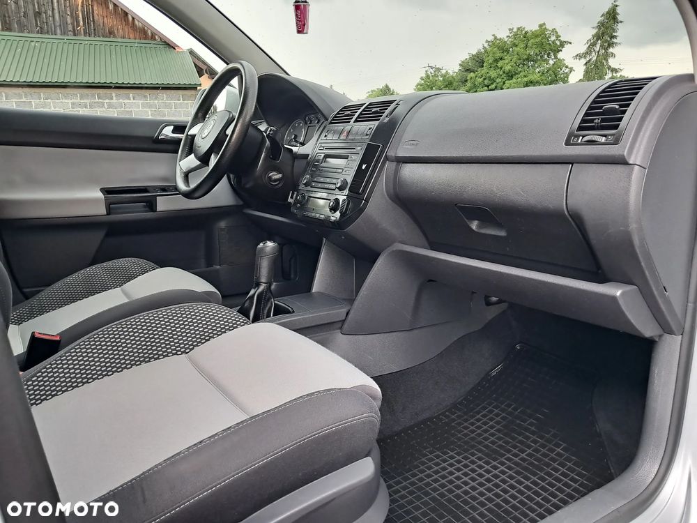 Volkswagen Polo Cross - 18