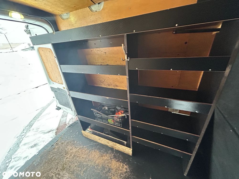 Ford Transit - 19