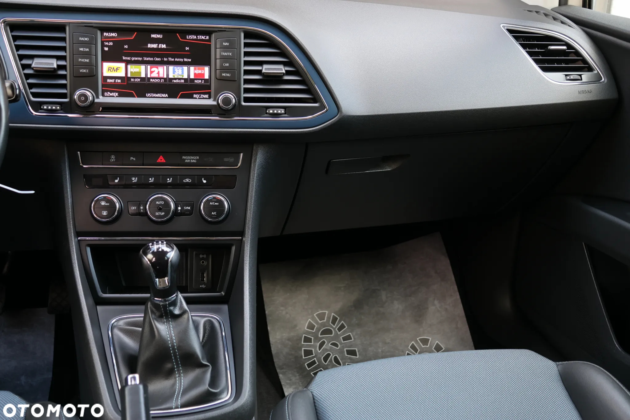 Seat Leon ST 1.4 TSI Start&Stop CONNECT - 20