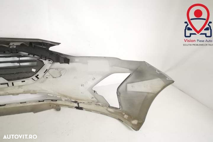Bara Fata Originala Cu Senzori Si Grila Centrala In Stare Buna Ford  F - 5