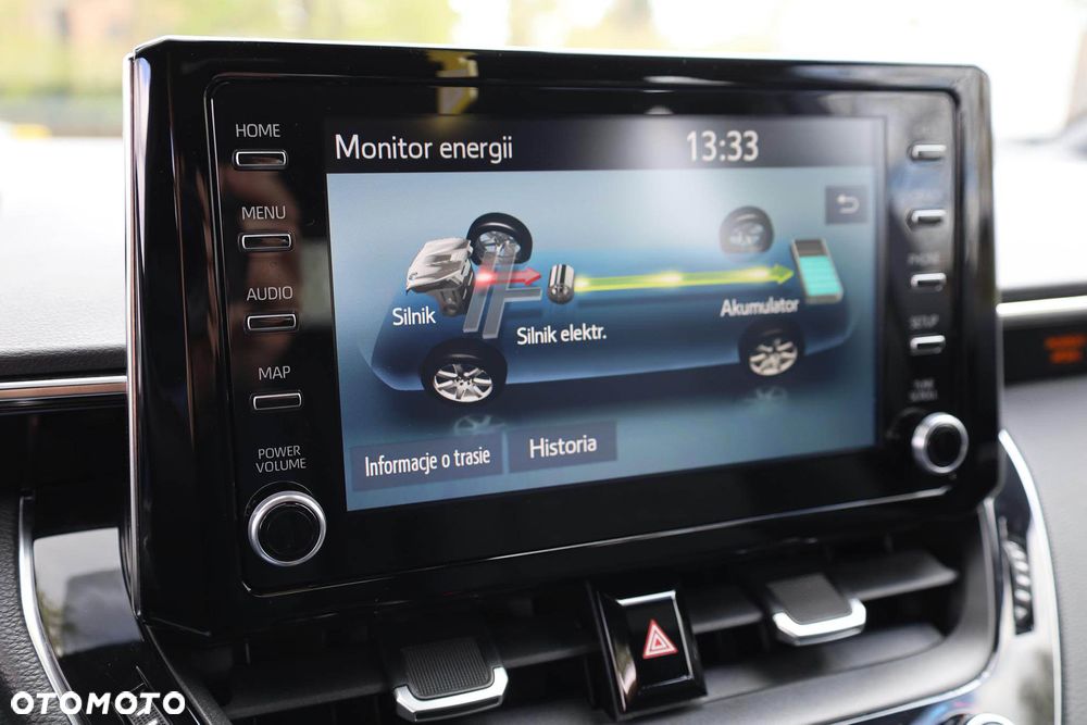 Toyota Corolla 1.8 Hybrid Comfort - 18