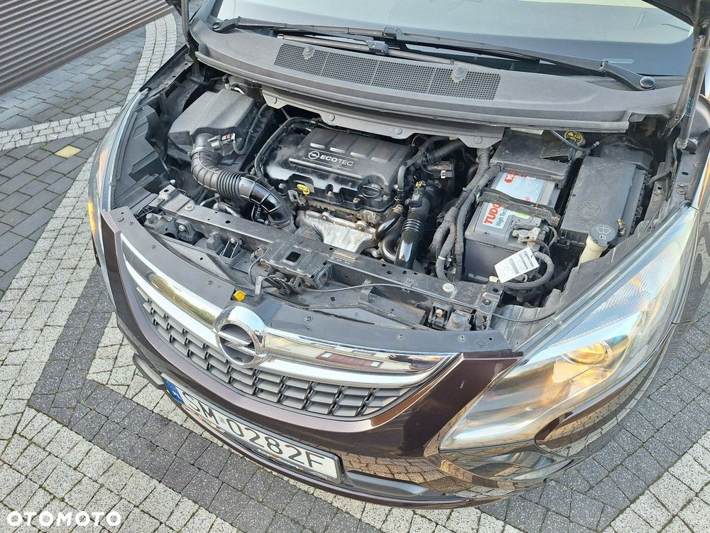 Opel Zafira - 34