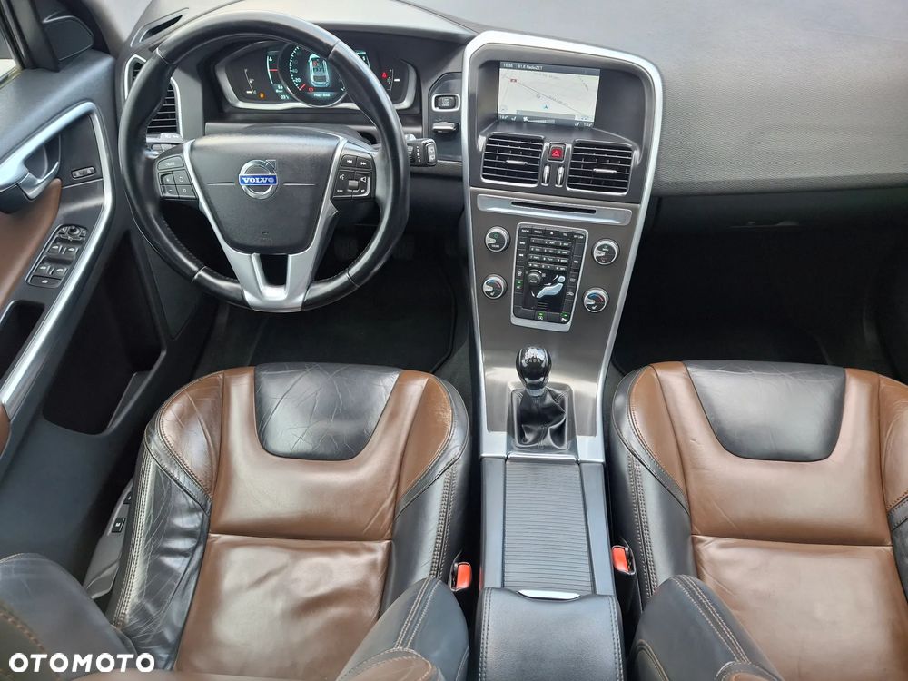 Volvo XC 60 D3 Edition Pro - 27