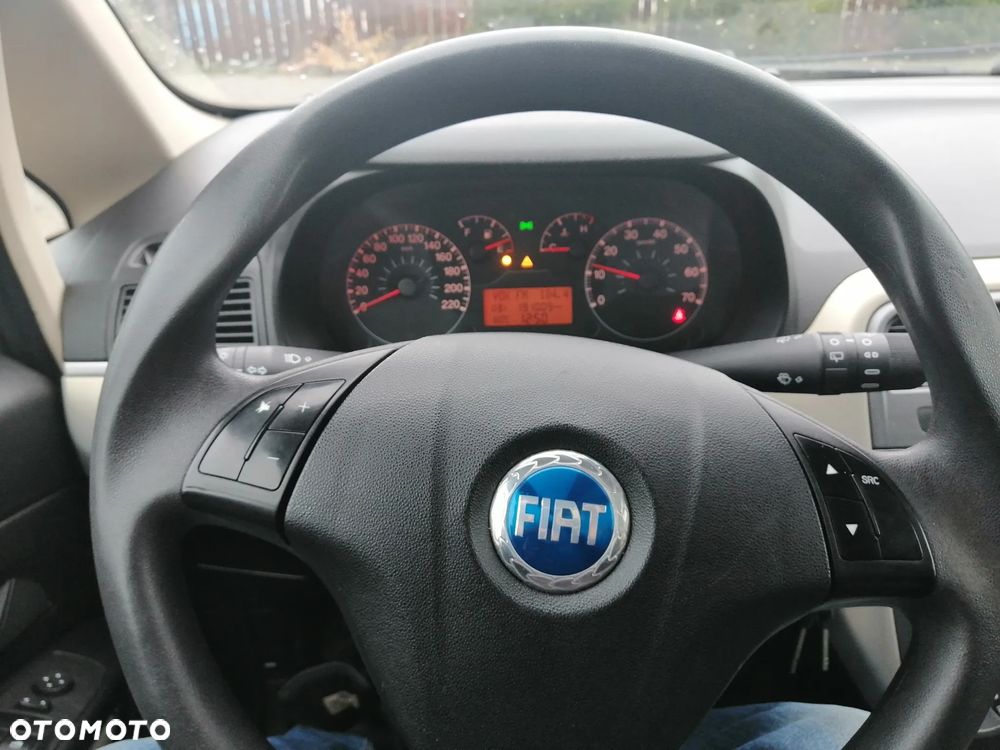 Fiat Punto - 13