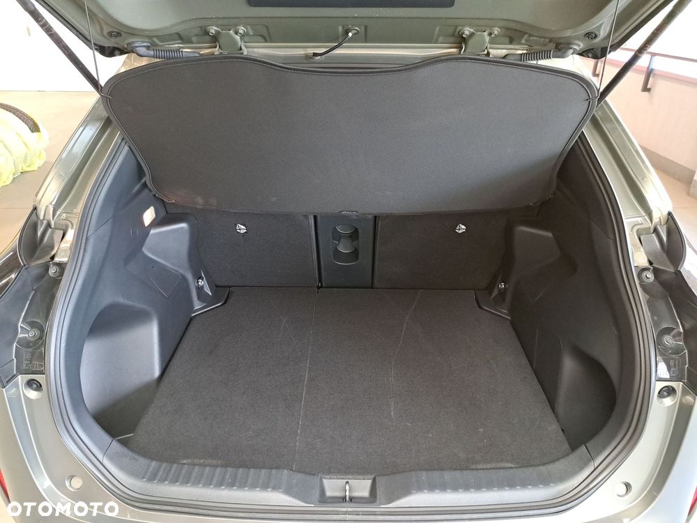 Toyota Yaris Cross Hybrid 1.5 Style - 14