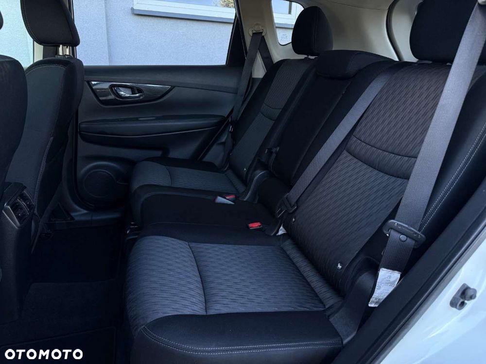 Nissan X-Trail 1.6 DIG-T N-Connecta - 32