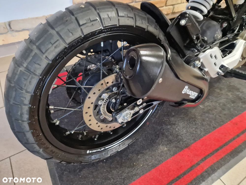 Husqvarna Svartpilen - 10