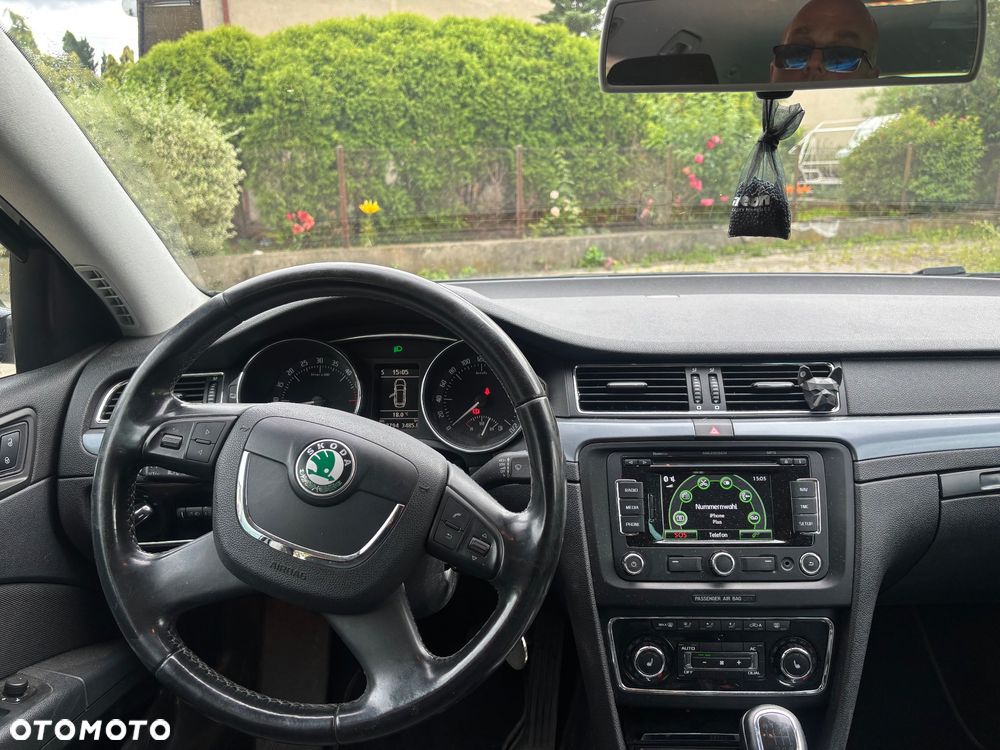 Skoda Superb 2.0 TDI Ambition - 13
