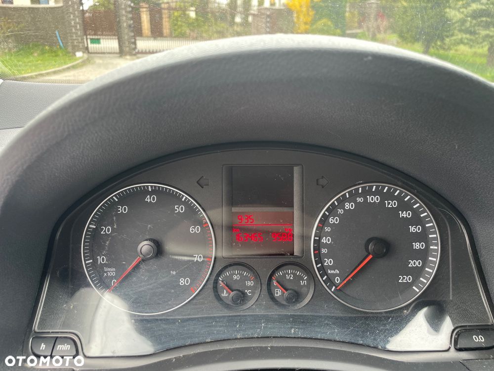 Volkswagen Golf - 14