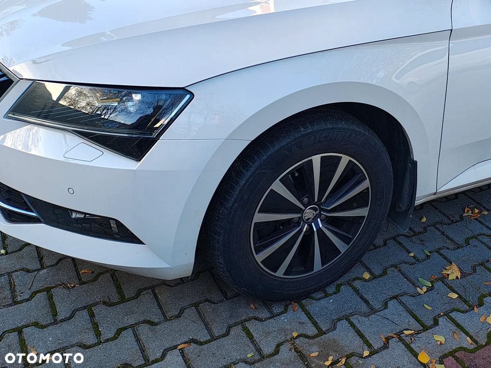 Skoda Superb 1.4 TSI ACT Ambition - 6