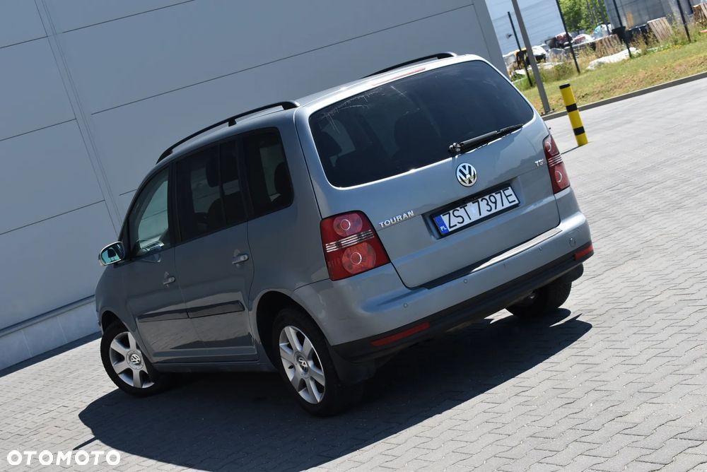 Volkswagen Touran 1.4 TSI Cross - 35