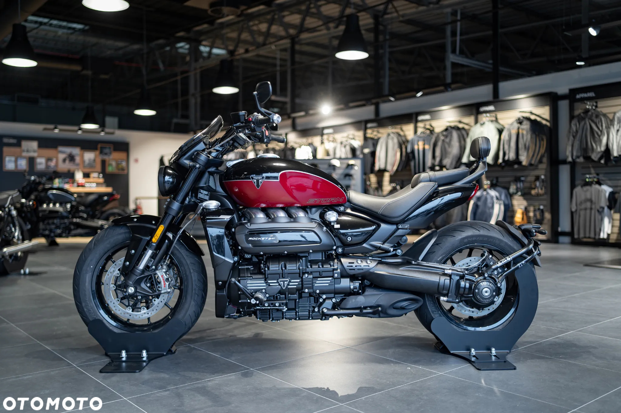 Triumph Rocket - 4