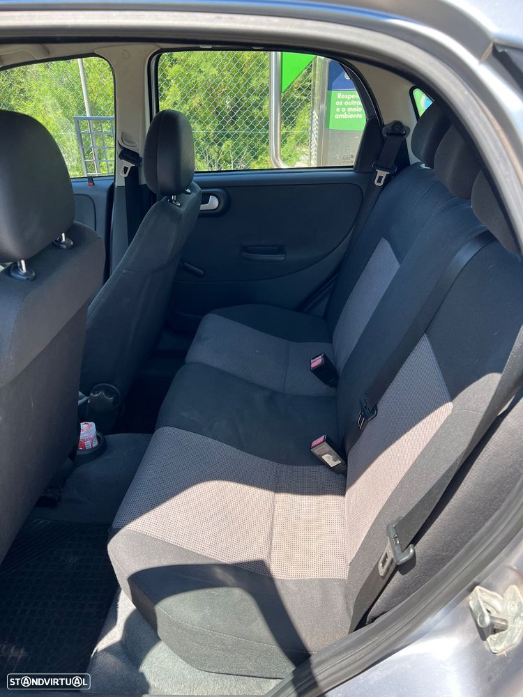 Opel Corsa 1.2 Twinport Silver - 7