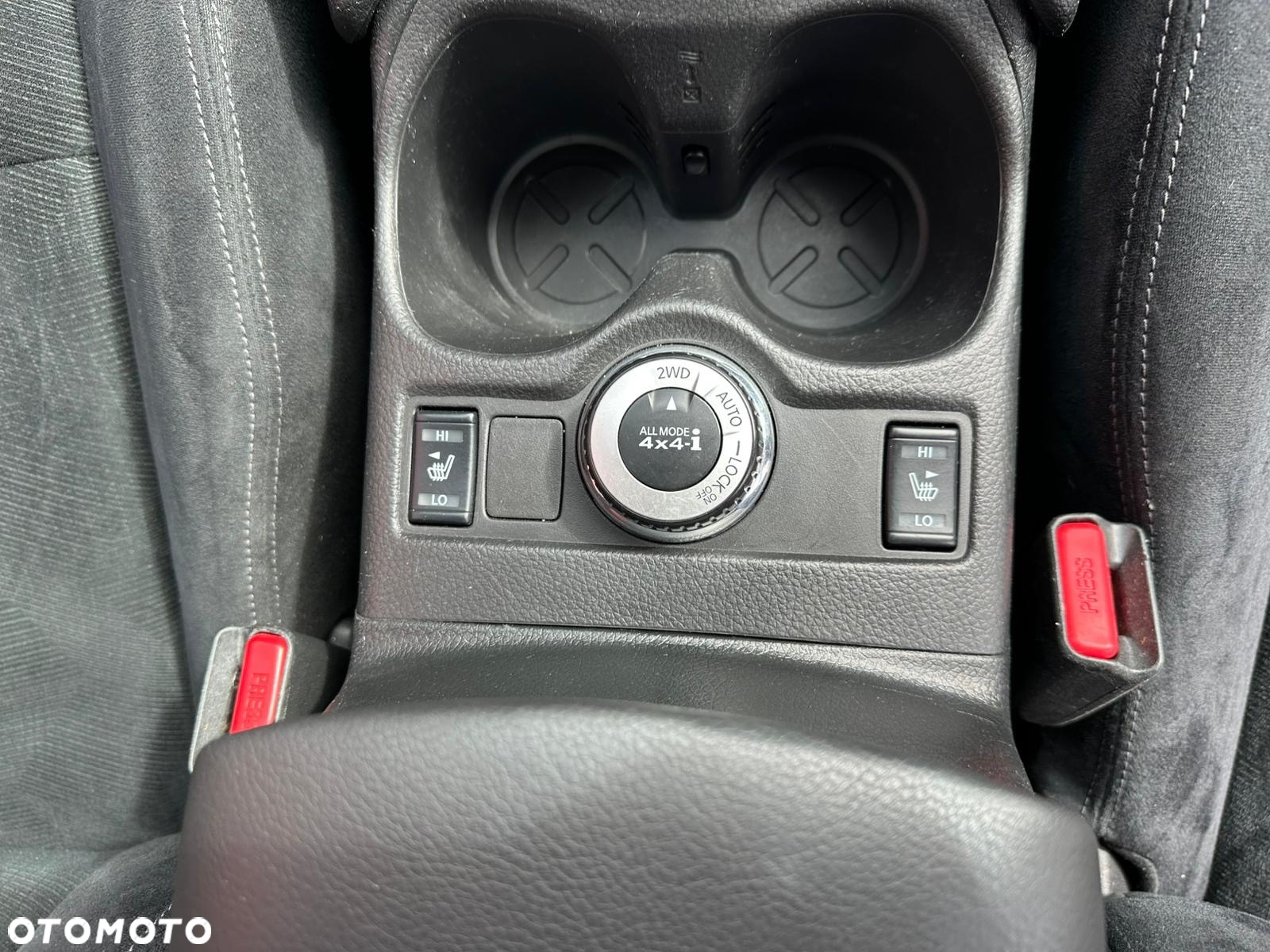 Nissan X-Trail 2.0 dCi Tekna Xtronic 4WD - 36