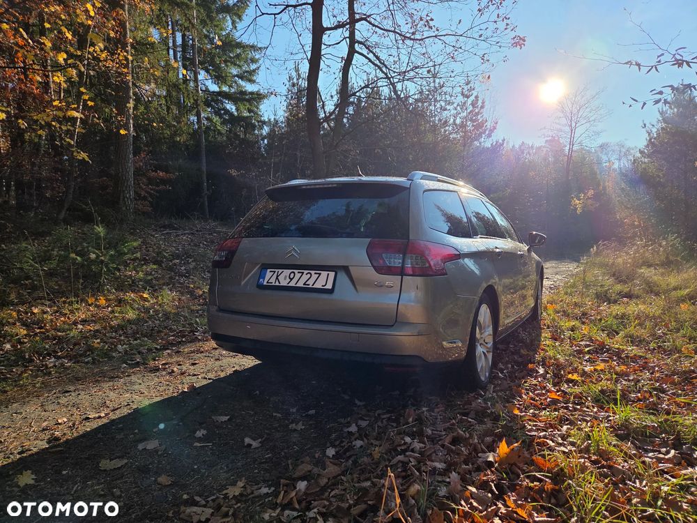 Citroën C5 HDi 135 FAP Exclusive - 4