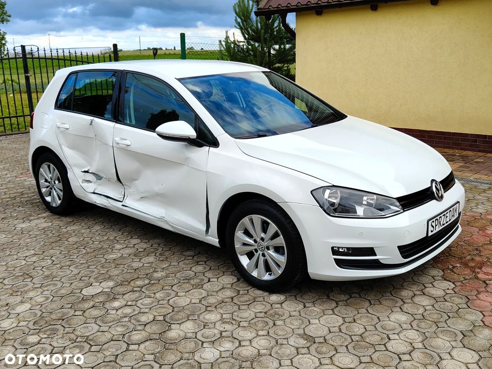 Volkswagen Golf - 10