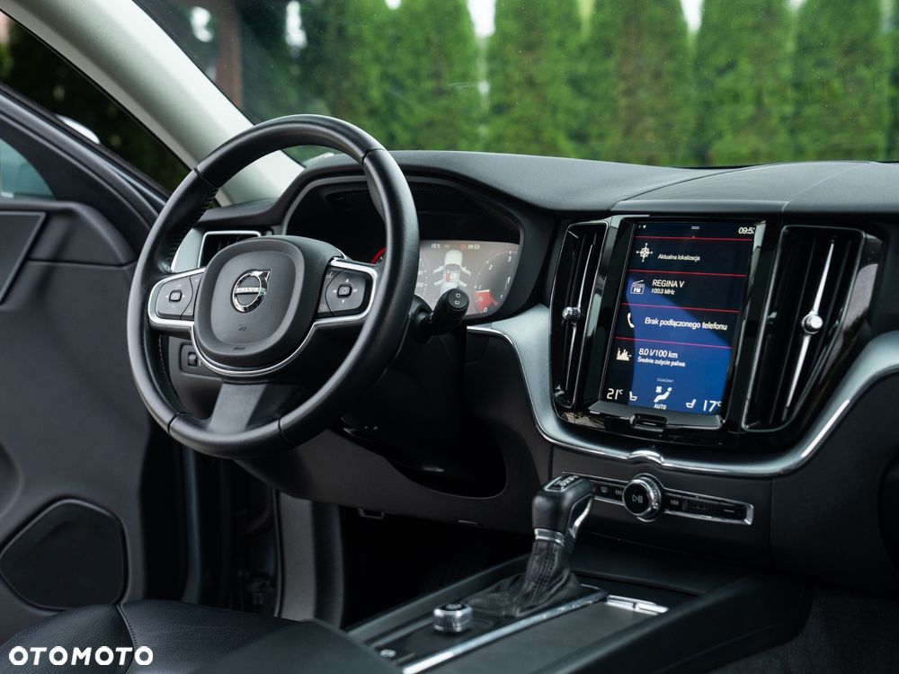 Volvo XC 60 D4 AWD Geartronic RDesign - 30