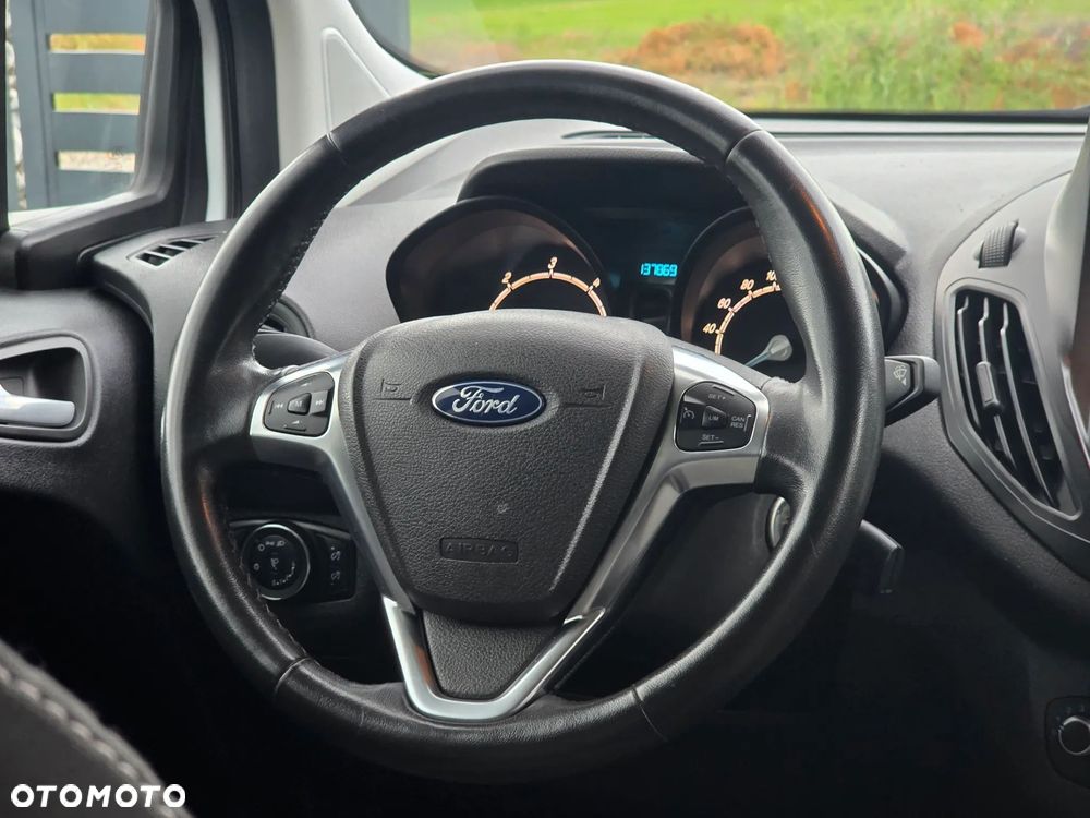Ford Tourneo Courier 1.5 TDCi Trend - 25